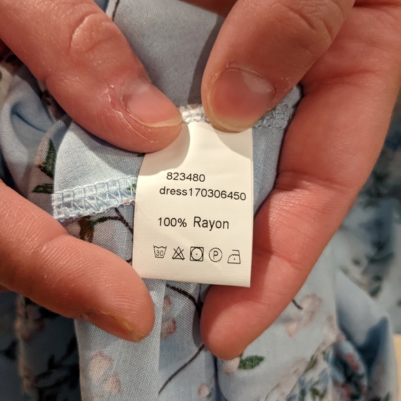 Woman's wrap dress - Picture 6 of 6